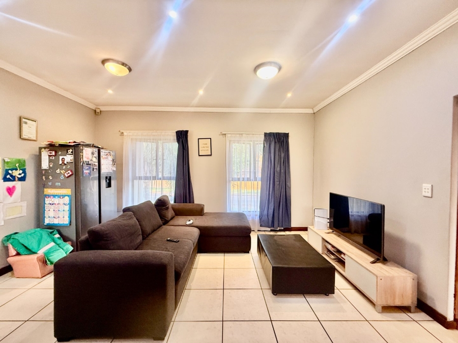 2 Bedroom Property for Sale in Melodie North West